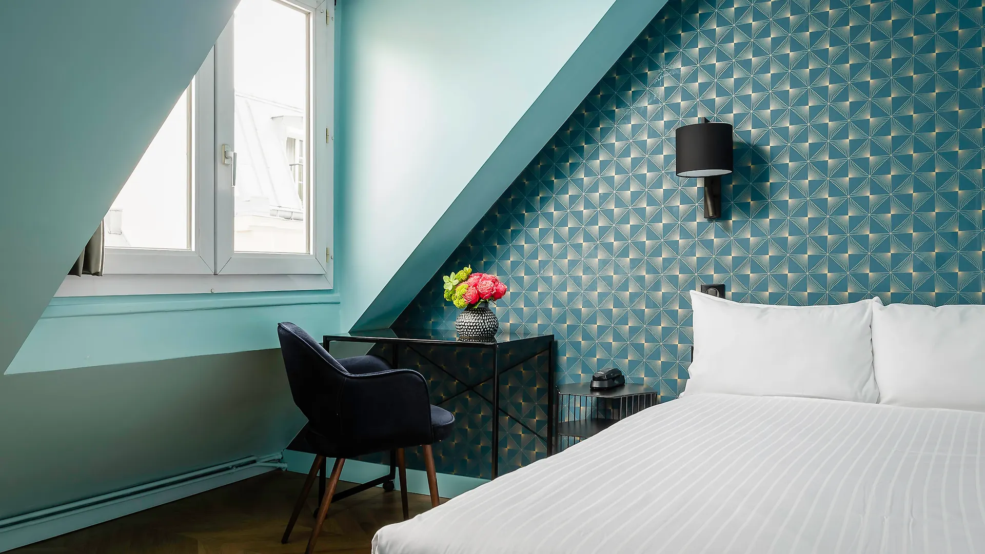 **  Hotel Elysee Etoile Paris Fransa