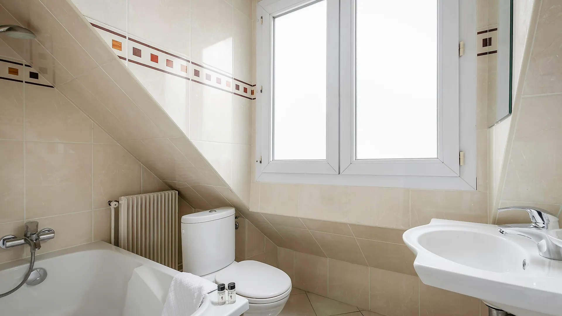**  Hotel Elysee Etoile Παρίσι Γαλλία